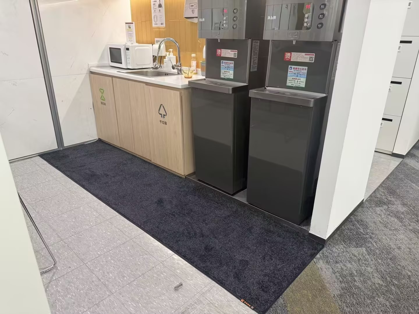 上海华为代表处-大门内