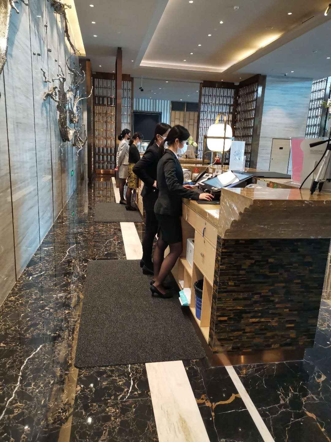 厦门宸洲洲际酒店-员工站立工位