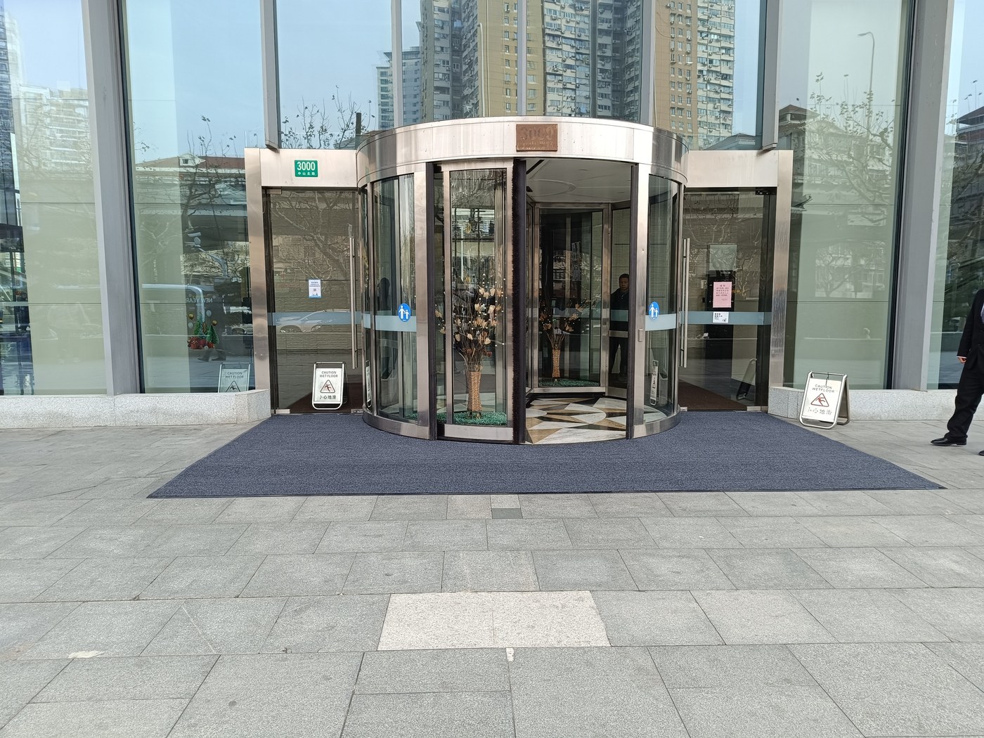 上海长城大厦 · 入口铺设实景